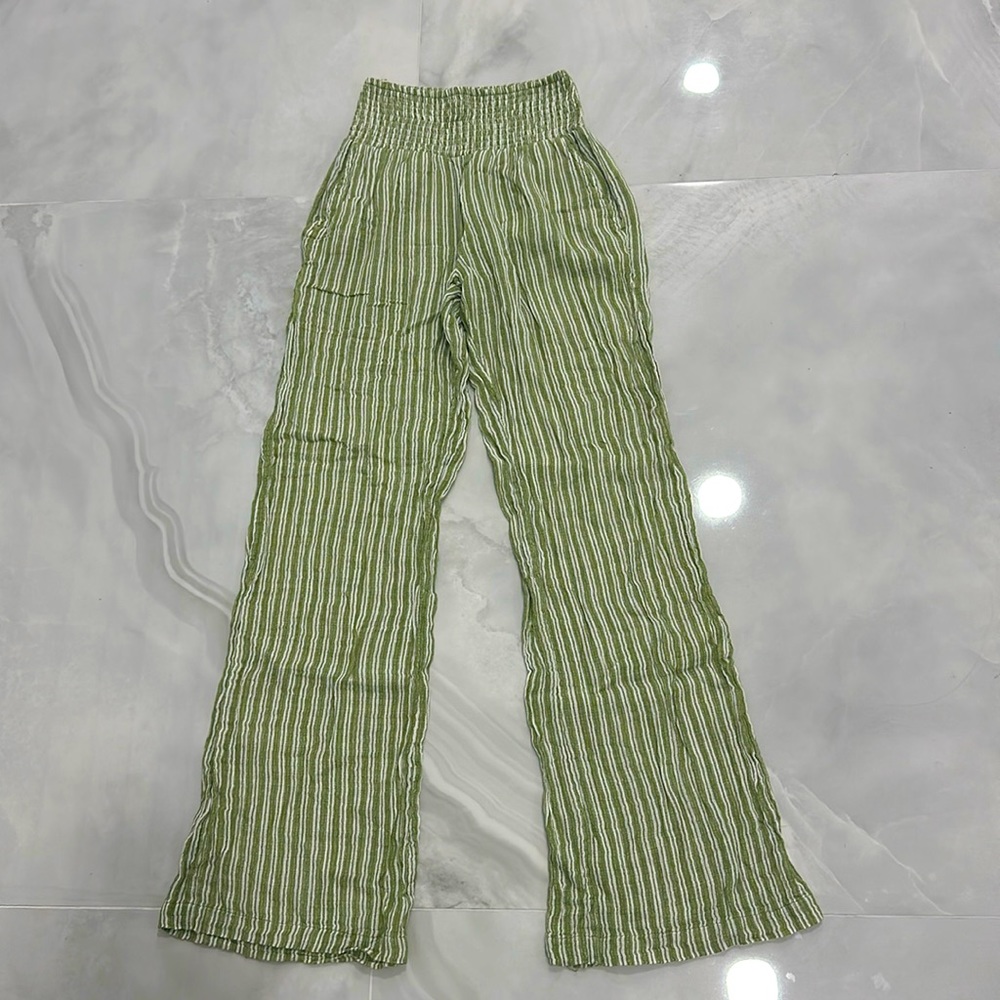 Striped linen pants from Billabong